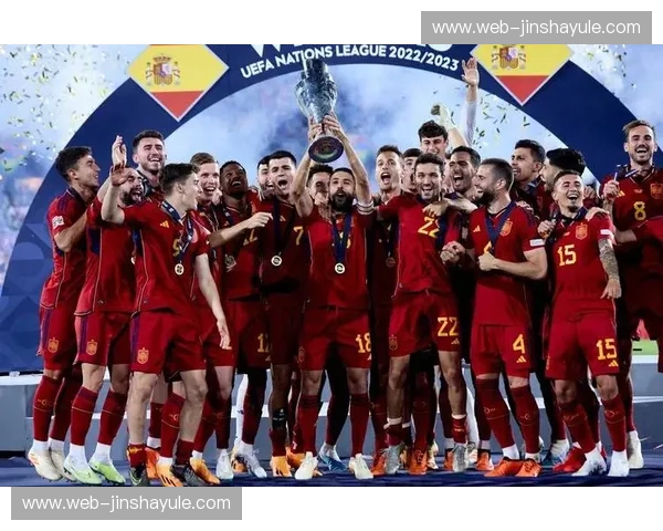 铁血战车的重塑与蓝黄之翼的坚韧：当柏林遇见基辅，足球不只是90分钟的博弈