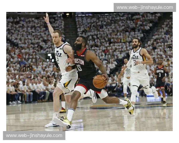 绝境与荣光的交响曲:爵士vs快船G7,谁在盐湖城的寒风中刺出最后一剑?